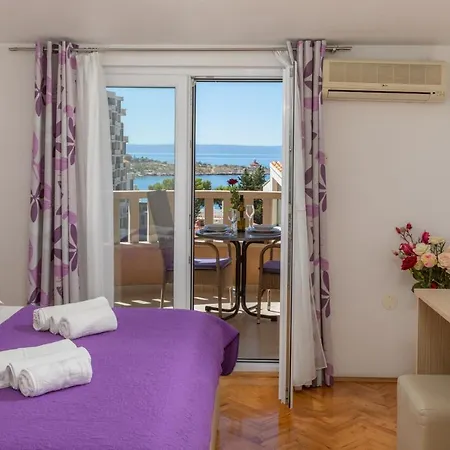 Petrovic * 马卡尔斯卡