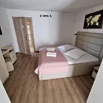 Petrovic Appartement *