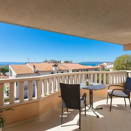 Petrovic * ماكارسكا