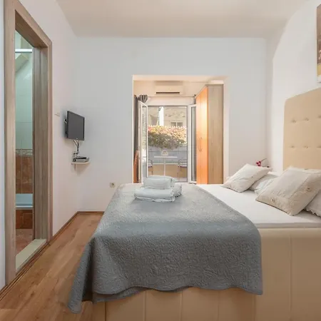 Apartamento Petrovic Makarska
