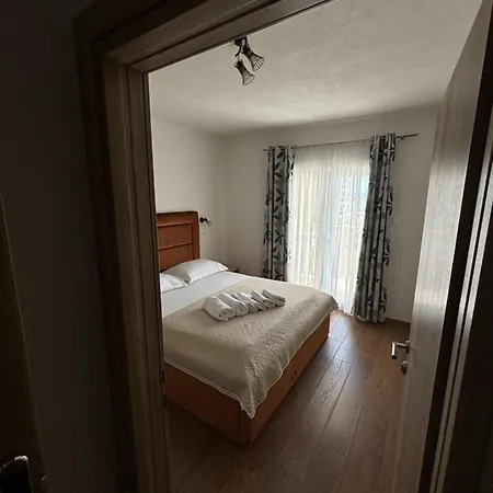 Petrovic Apartment *