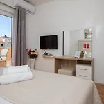 Apartment Petrovic *