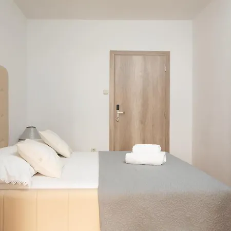 Petrovic Appartamento *